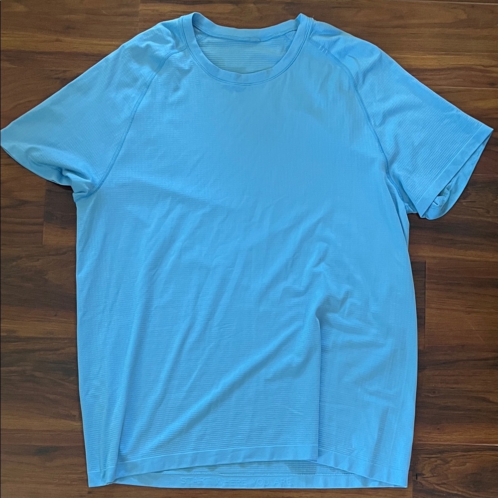 Metal vent tech short sleeve - baby blue
